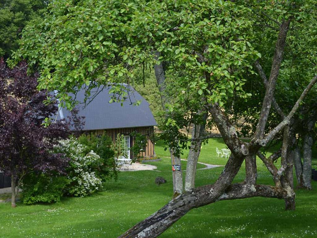 Les Fermes De Florence Bien Etre Et Nature Les Champeaux Bagian luar foto